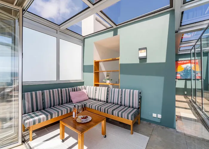 Penthouse Boa Vista - Private Pool & Sea Views